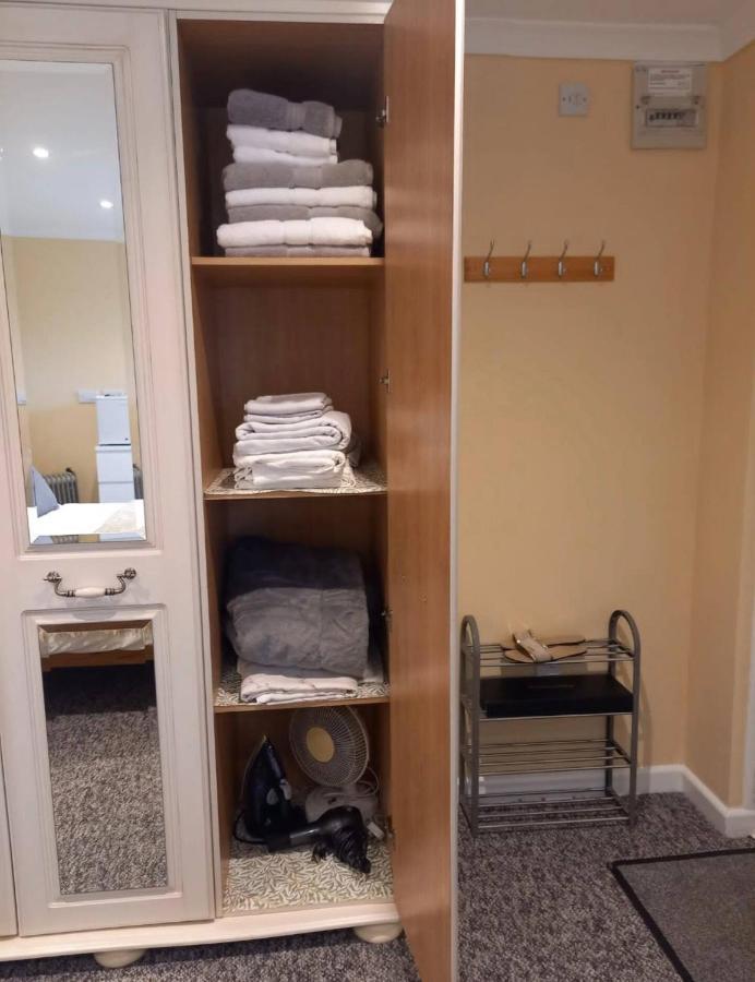 Self Contained Garden Annexe In Bodmin Apartment Ngoại thất bức ảnh